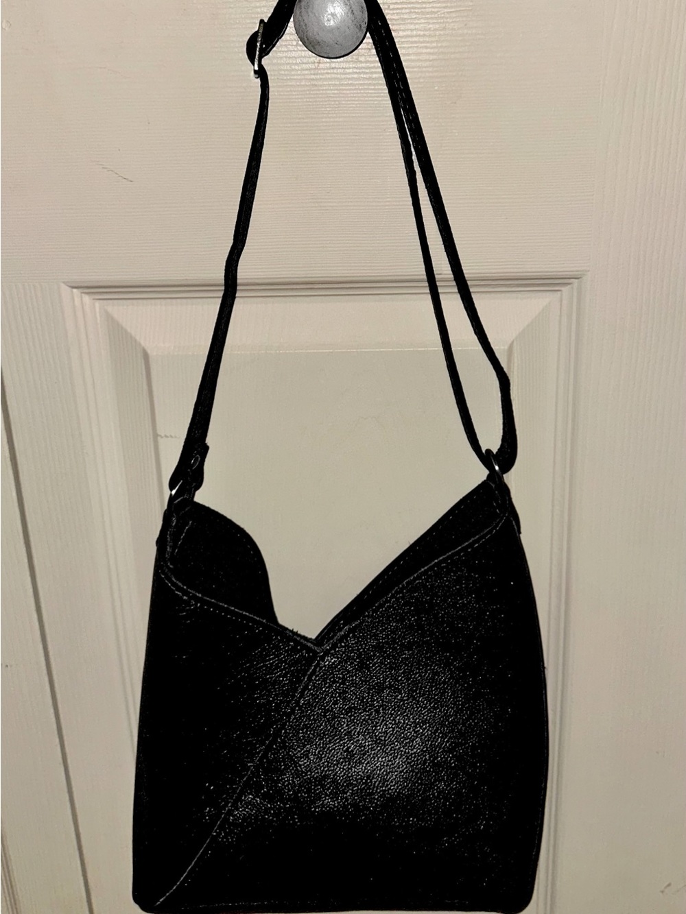 Portland Leather Pebbled Black Naomi Shoulder Bag - Small - Picture 11 of 12
